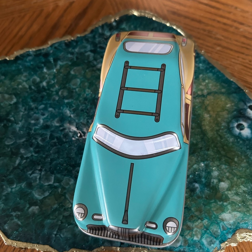 Fossil 30th Anniversary Edition WOODY Car Tin - Picture 7 of 12